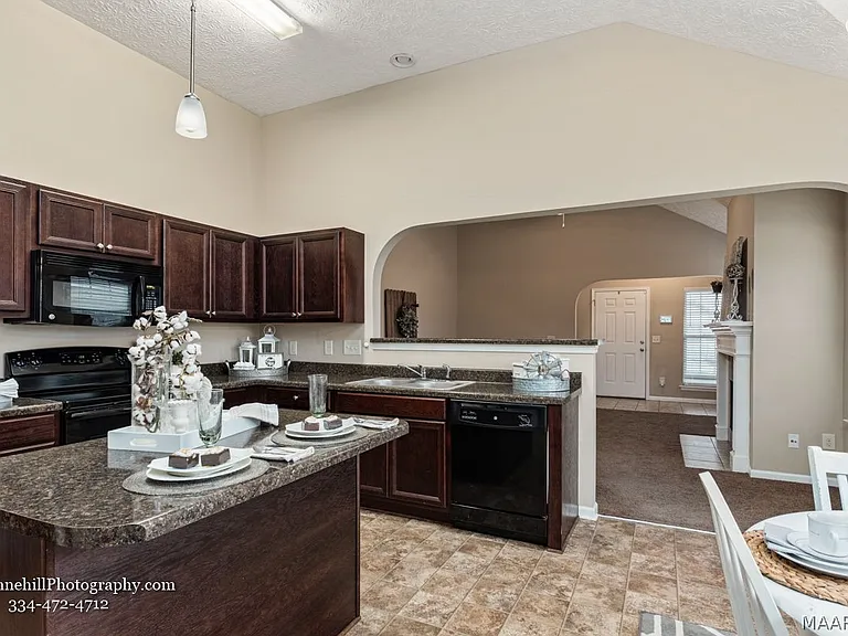 1641 Buena Vista Blvd — Photo 10