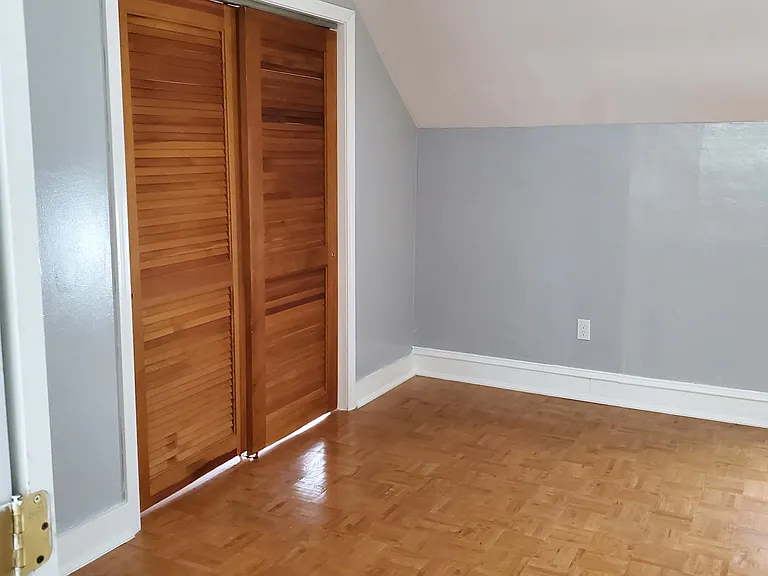 363 Osborn St — Photo 7