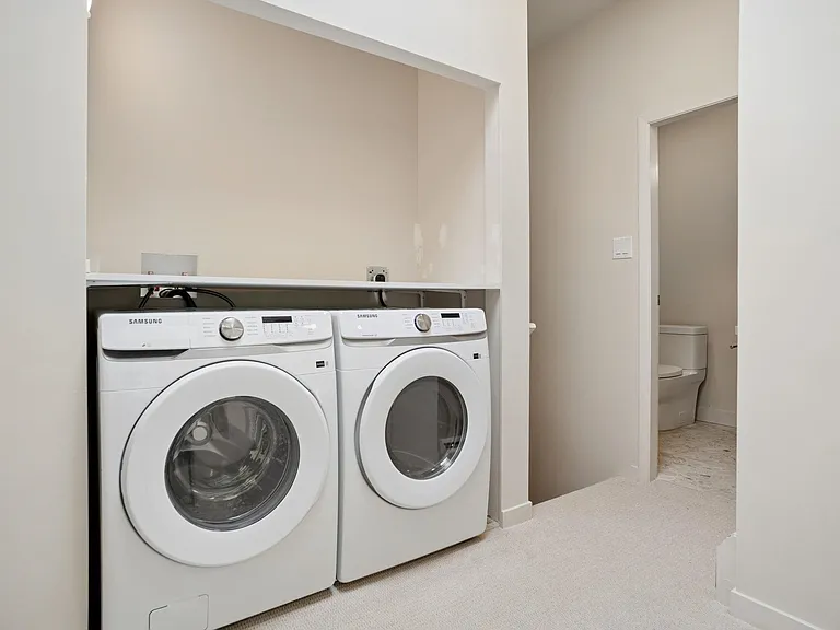 1060 Cypress St — Photo 11