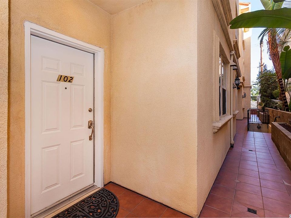 1st image of 574 E Palm Ave APT 102
