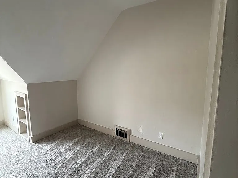 418 Waukazoo Ave #5 — Photo 21