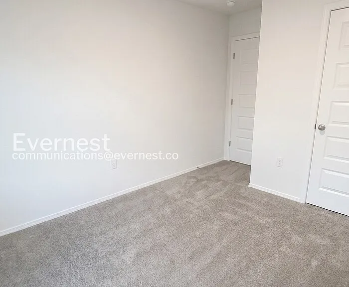 101 E Fredonia Ct — Photo 14