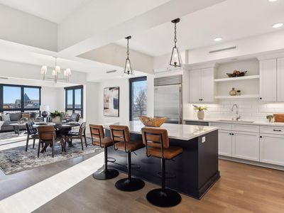 222 Ferndale Rd S #305, Wayzata, MN, 55391