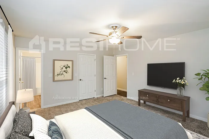 112 Lancaster Ct — Photo 8