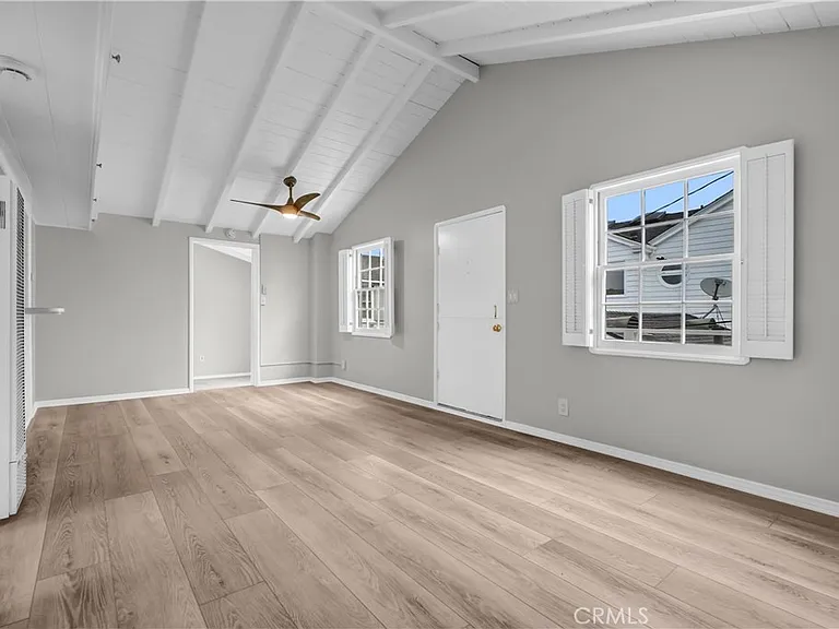 320 Sapphire Ave — Photo 12