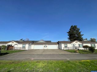 4455 Blueberry Ln NE, Salem, OR 97305