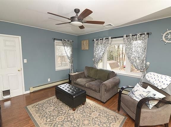 4th image of 45 Lakeport Dr