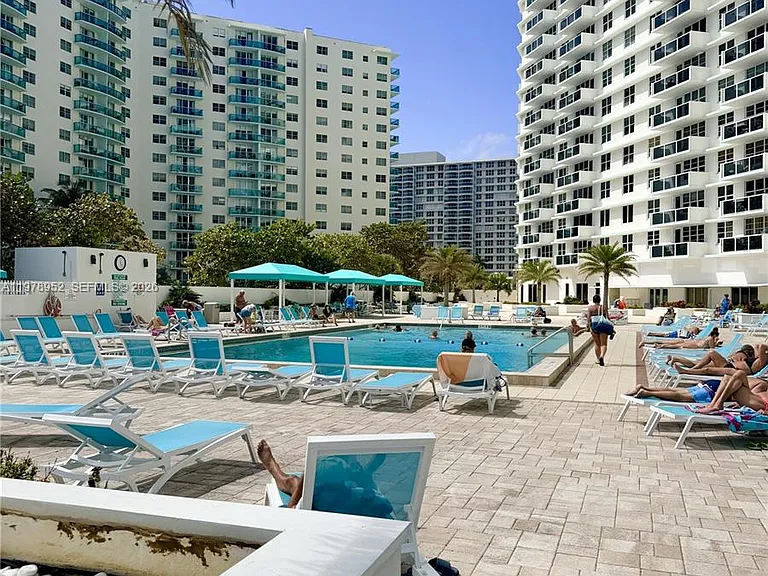 3725 S Ocean Dr #521 — Photo 28
