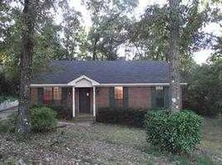 1204 Camellia Woods Ct, Prattville, AL 36067
