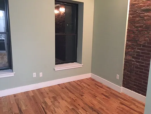Rented by Premier Metro Realty Corp | media 6