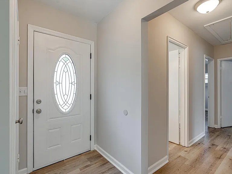 3810 Memphis Dr — Photo 3