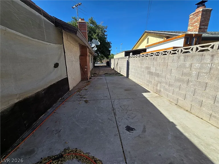 5805 Trent Ave — Photo 15