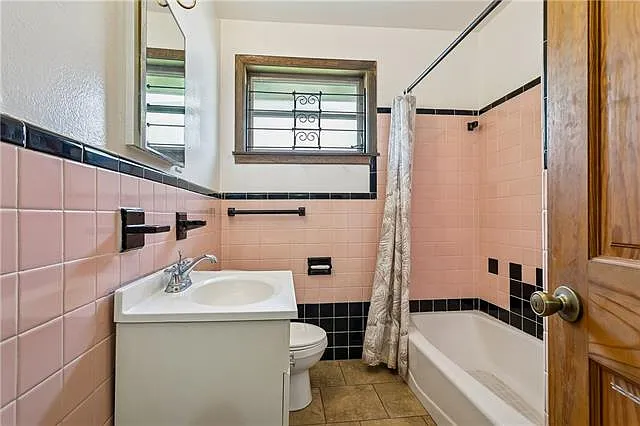 3321 Republic St — Photo 9