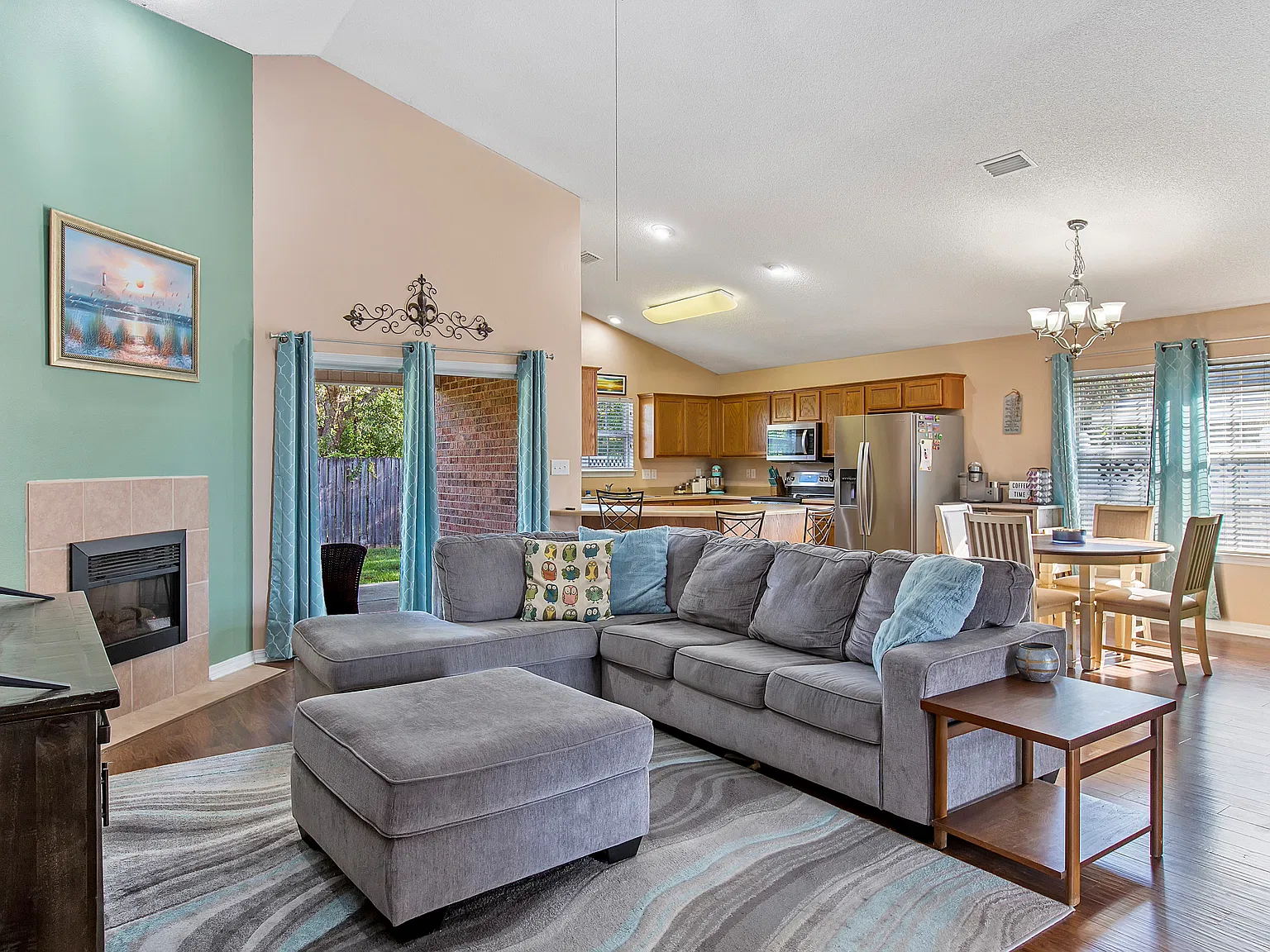 8135 Pecan Ct — Photo 3