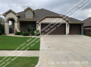 505 Panchasarp Dr, Crowley, TX 76036