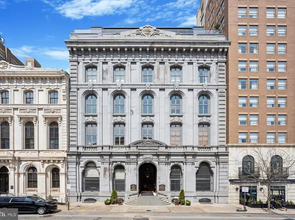 421 Chestnut St APT 402, Philadelphia, PA 19106