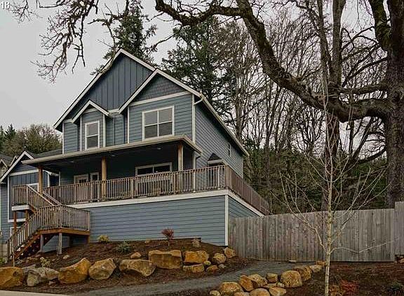 2nd image of 806 Pioneer Dr