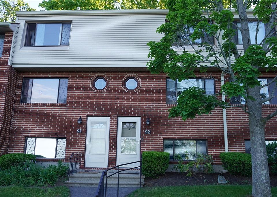 1st image of 92 Sterling Ln Unit 92