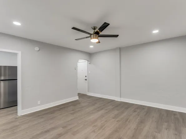 50 E Cliveden St #D1, Philadelphia, PA 19119