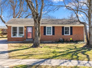 636 Paige Ct, Versailles, KY 40383