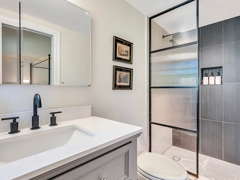 306 Montauk Hwy — Photo 19