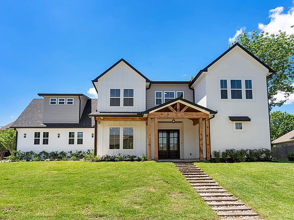 2nd image of 3709 Oak Ct