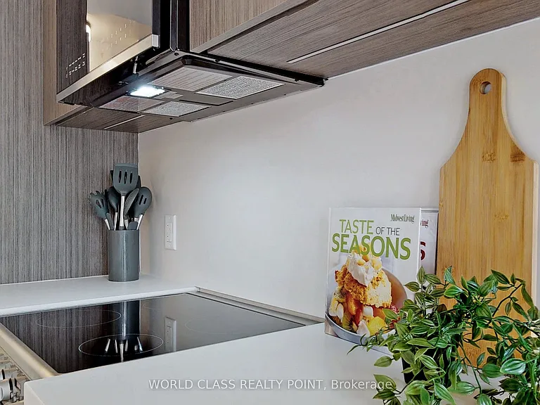 260 Finch Ave E #Townhouse 3 — Photo 10