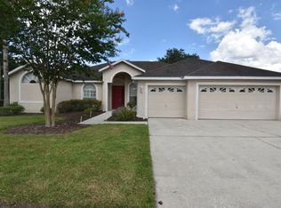19112 Saint Laurent Dr, Lutz, FL 33558