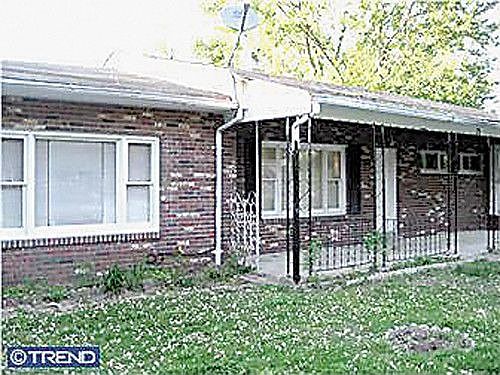 1st image of 13 Crescent Dr