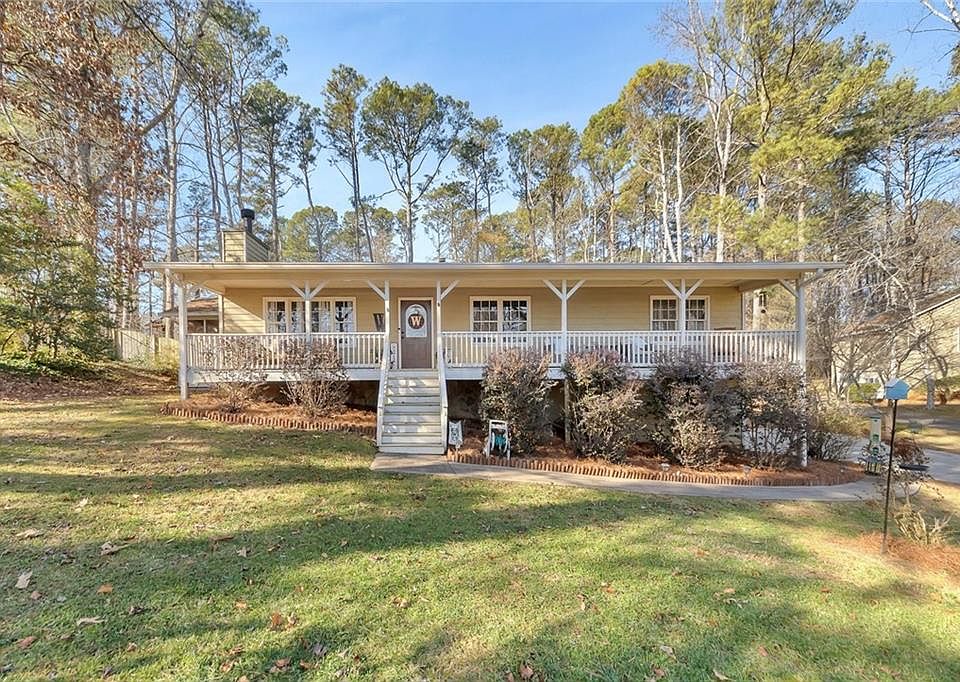 1st image of 403 Allatoona Ct