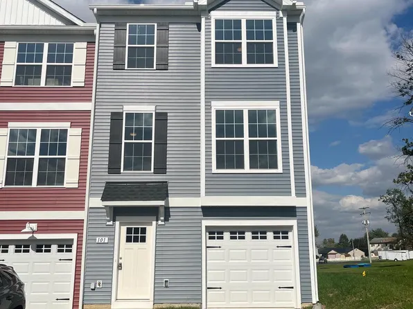 101 Overlook Dr #60A, Hanover, PA 17331