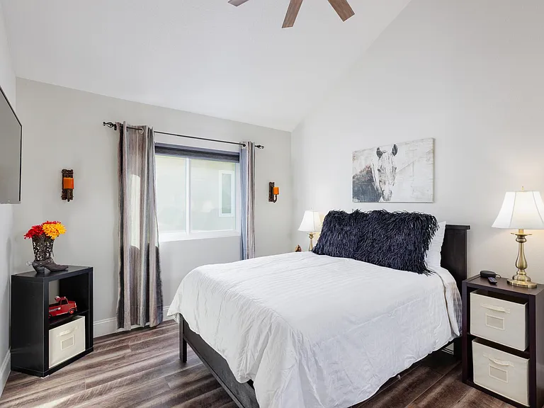 22501 Birchcrest — Photo 31
