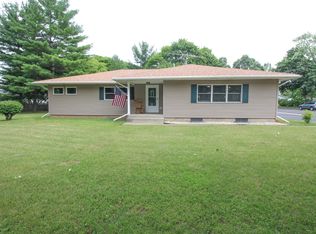 7 Margaret Ave, Fort Atkinson, WI 53538