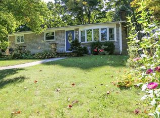 11 Thelma Irene Dr, North Kingstown, RI 02852
