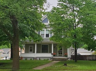 615 E Call St, Algona, IA 50511