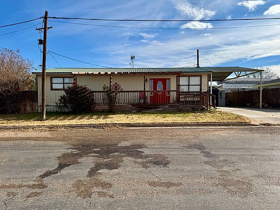 2nd image of 406 N Ave E