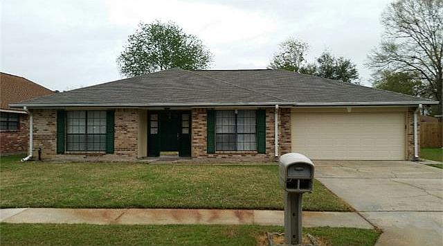 1st image of 810 N Lake Caddo Ct