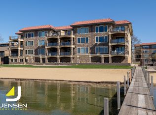 15109 215th Ave UNIT 3, Spirit Lake, IA 51360