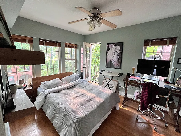 2215 N Bissell St #4 — Photo 9