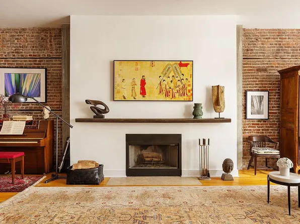 354 Broadway APT 4, New York, NY 10013