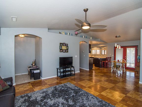 5th image of 4484 N Sauter Dr