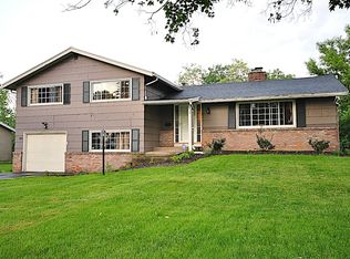 90 Ashley Dr, Rochester, NY 14620