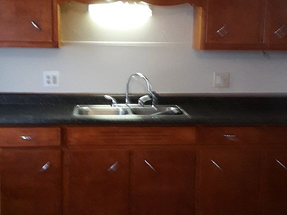 5th image of 1616 Vickie Dr