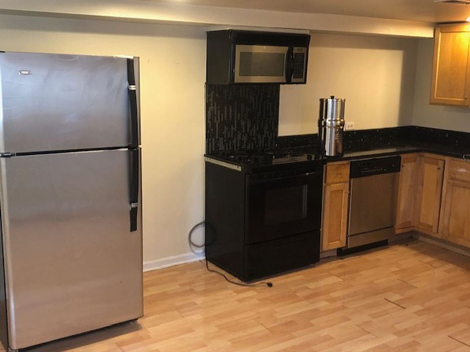 1st image of 4335 N Francisco Ave #1N