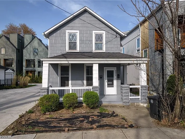 2471 Tremont Ave #DOWN — Photo 1