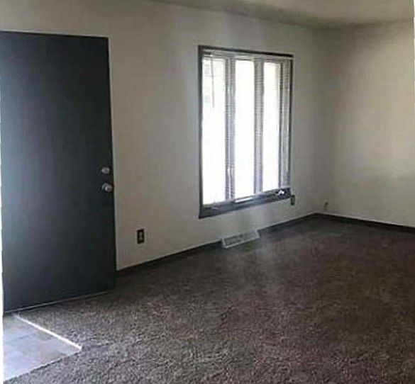 1st image of 401 Snow Ave #W