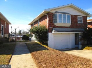 624 Colebrook Rd, Philadelphia, PA 19115