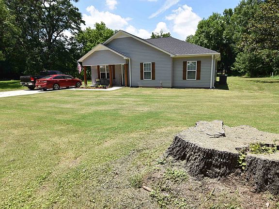 2nd image of 614 Blountsville St NE