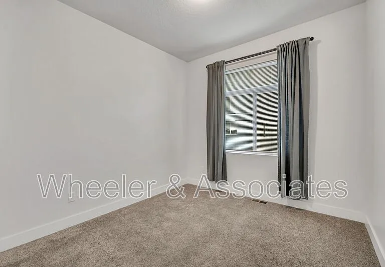 3586 S Xenon Dr — Photo 19