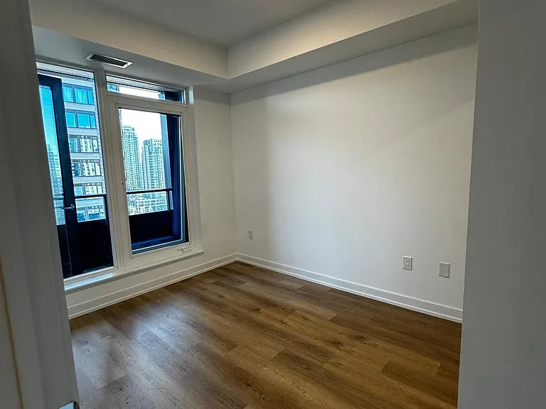 395 Square One Dr #1307 — Photo 8
